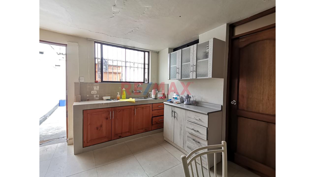 Alquiler Casa Para Uso De Oficina En Av. Cristobal De Peralta - Urb Valle Hermoso Surco — foto 12