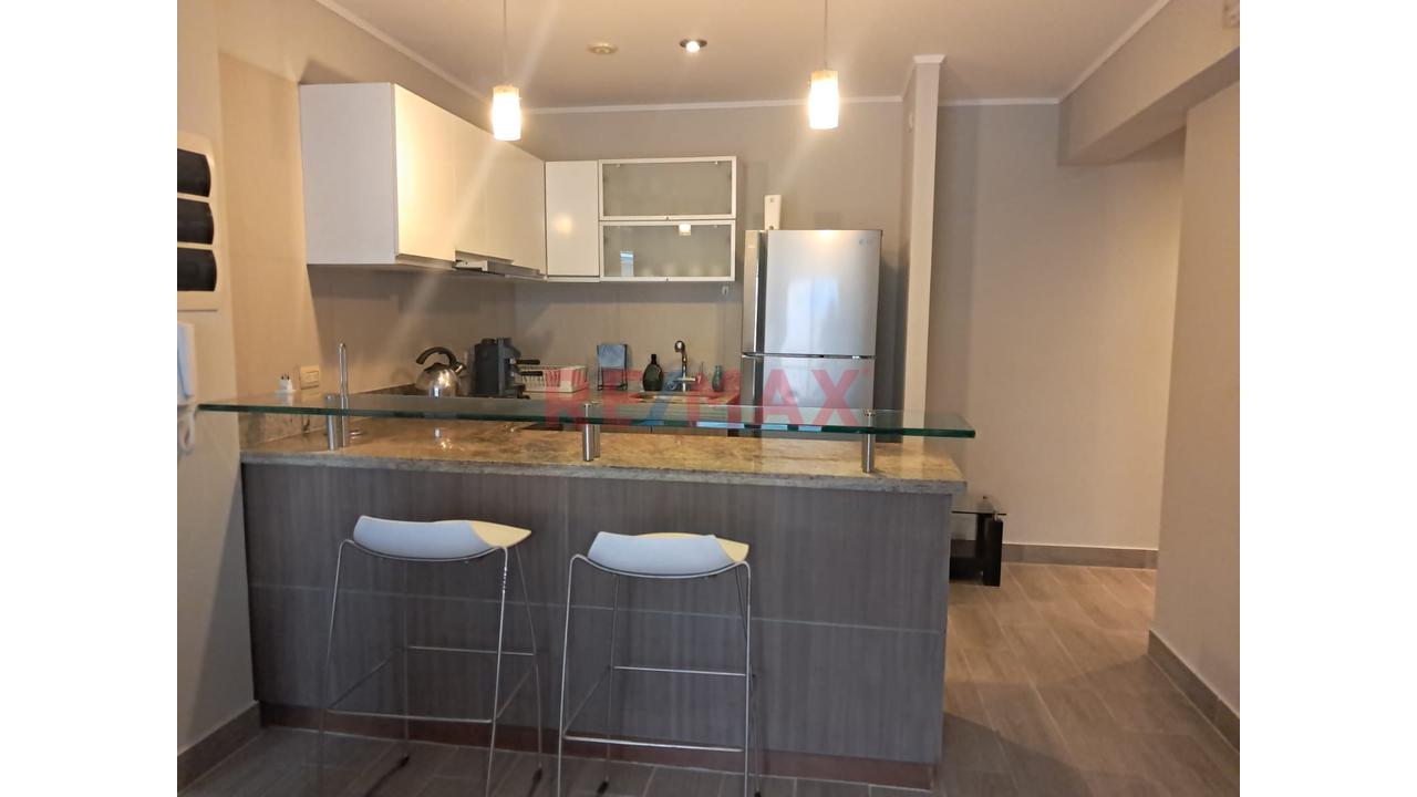 Vive En Barranco Con Terraza Privada! Amplio Y Hermoso Departamento De 82 M² En 1Er Piso — foto 3