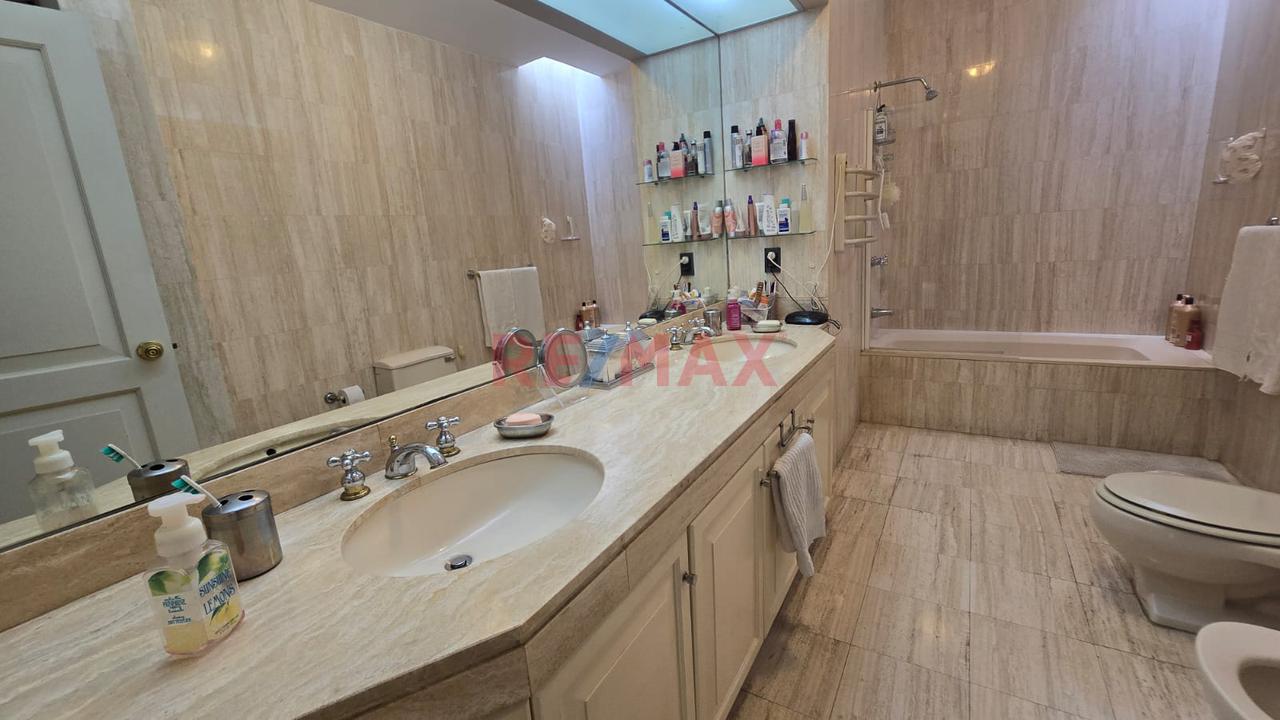 Venta De Exclusiva Residencia De 446 M² En Miraflores - 15