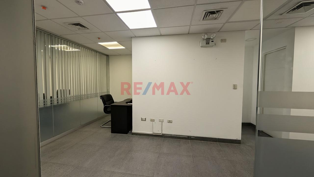 🏢 Oficina En Alquiler En Santa Catalina – La Victoria (110M2) - 6