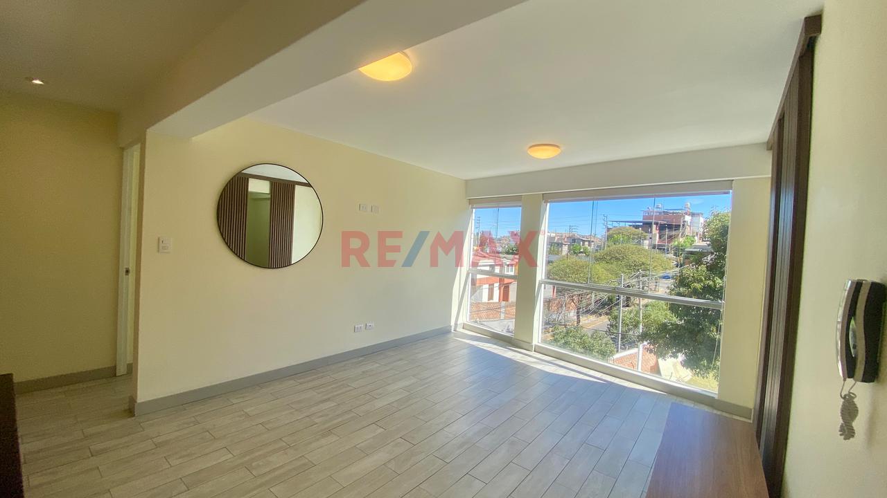 Bajo De Precio!!! Deseas Vivir En Un Departamento En Sachaca De Buena Iluminacion Y Con Linda Vista? — foto 6