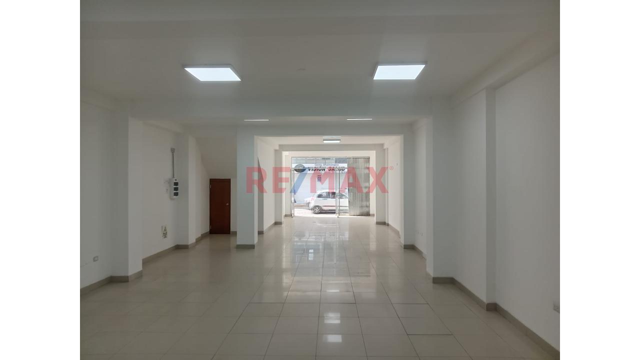 Alquilo Local Comercial Premium De 134 M² | 1Er Piso En Zona Financiera De Chiclayo - 9