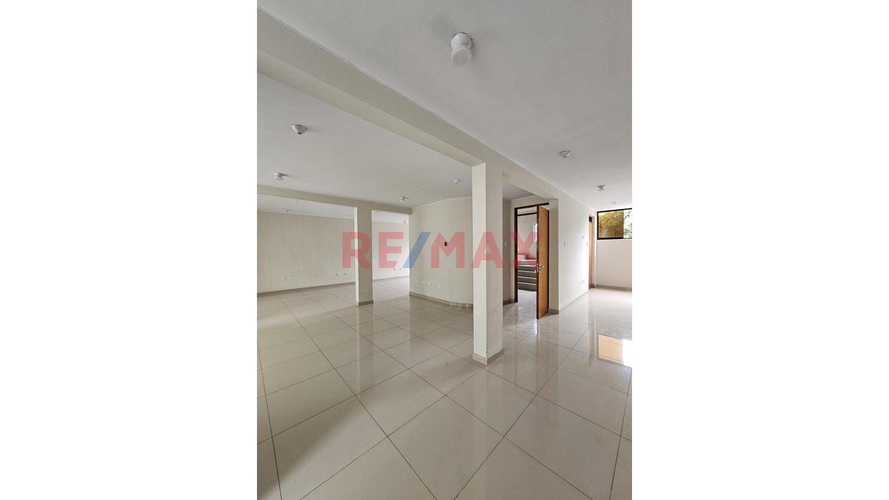 Local Comercial En Alquiler - 8
