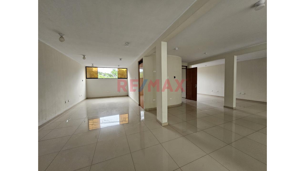 Local Comercial En Alquiler - 3