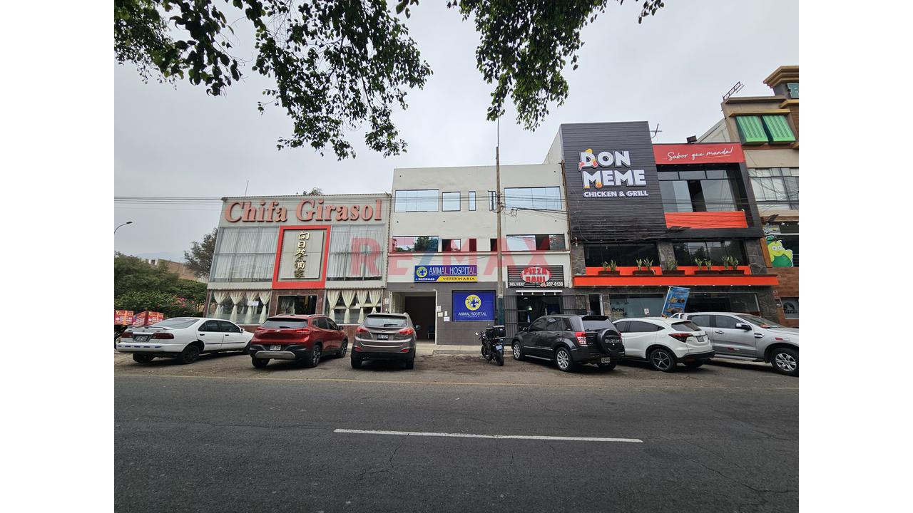 Local Comercial En Alquiler - 2