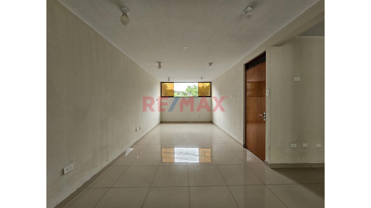 Local Comercial En Alquiler - 4