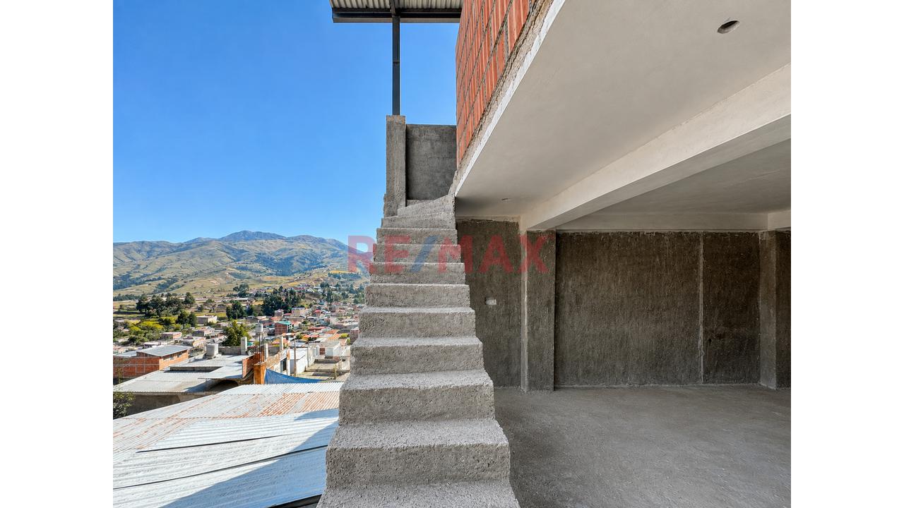 🏡 Casa De 3 Pisos Con Doble Frentera | Poroy, Cusco - 3
