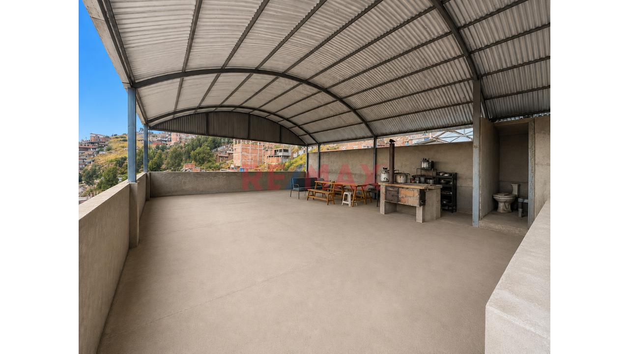 🏡 Casa De 3 Pisos Con Doble Frentera | Poroy, Cusco - 2