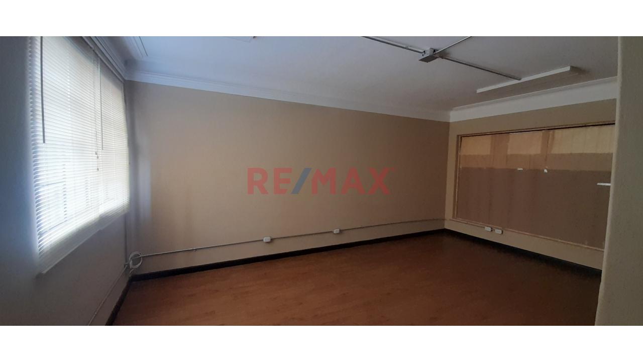 “🏢 Oficina 40 M² En Jesús María – 2 Ambientes + Baño Propio | S/ 1,100” - 8