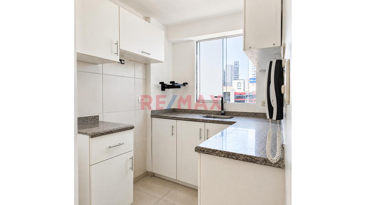 Se Alquila Departamento + Cochera En San Miguel — foto 2
