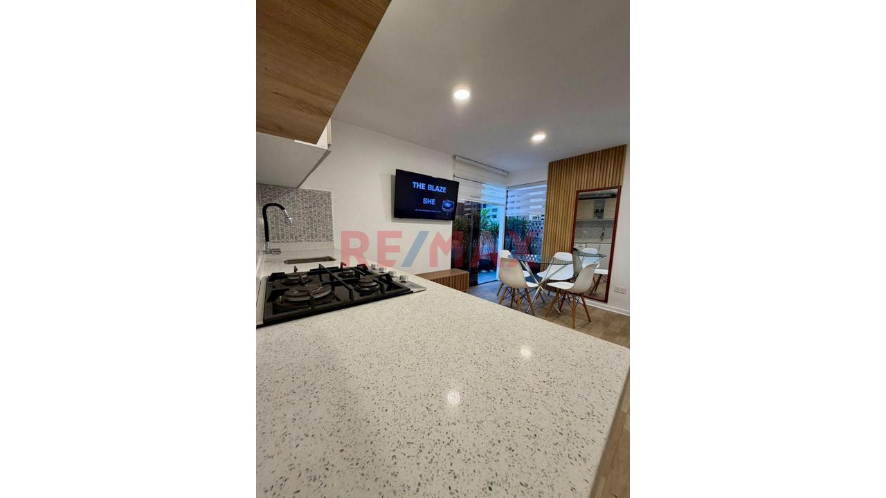 Venta De 2 Departamentos De Ocasión + Aires En Miraflores (Perfecto Para Inversión) — foto 11
