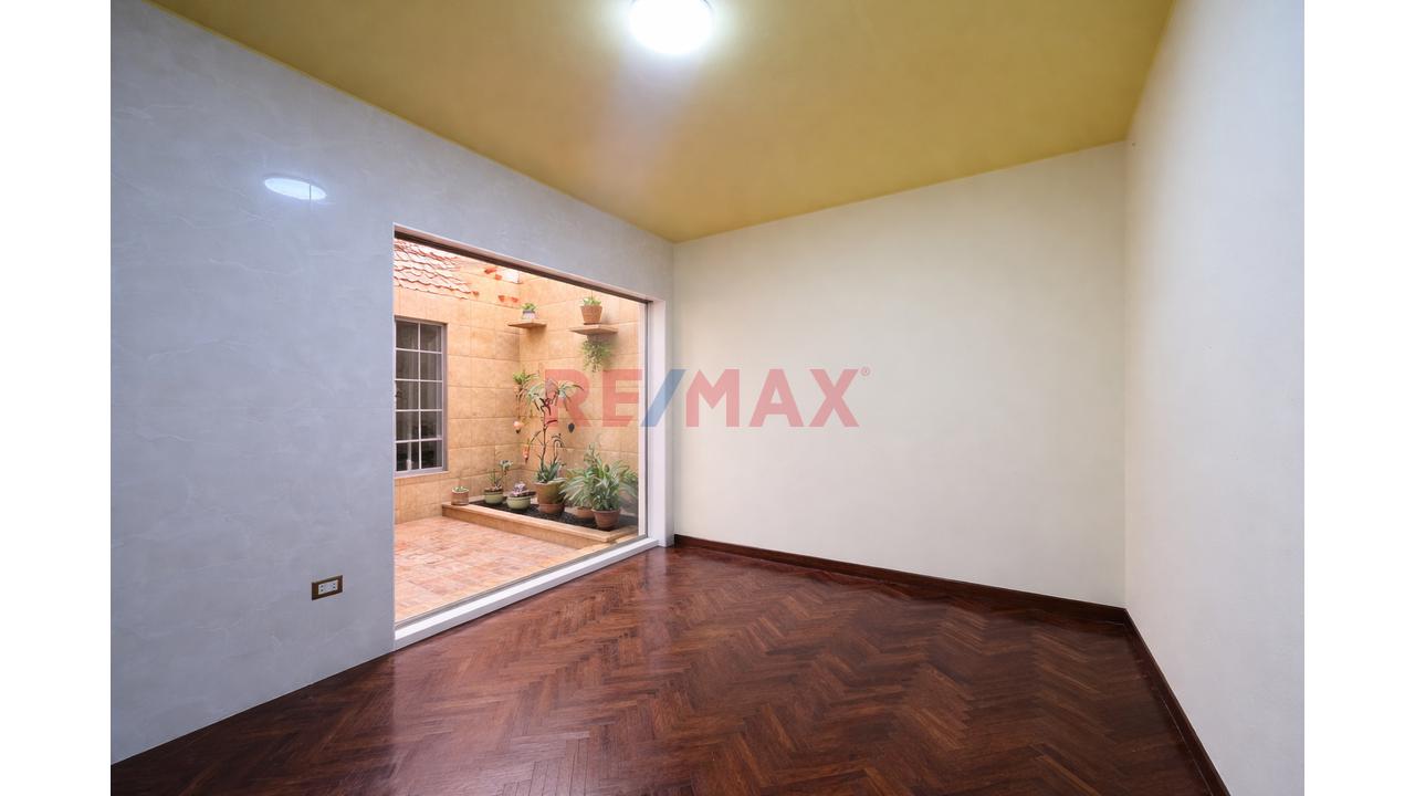 Casa En Venta En La Victoria 80 M2| Ideal Para Inversión Y Desarrollo - 2