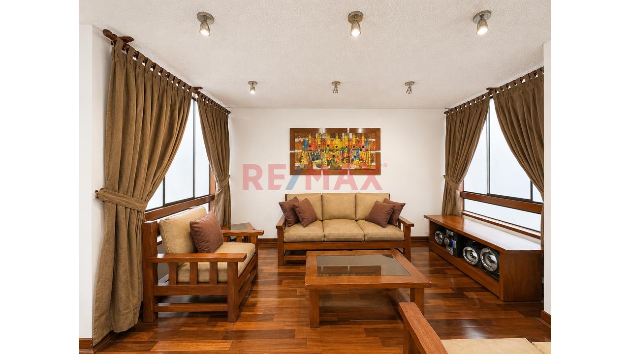 Venta De Comodo Departamento Frente A Parque - En Bellavista  – Callao — foto 4