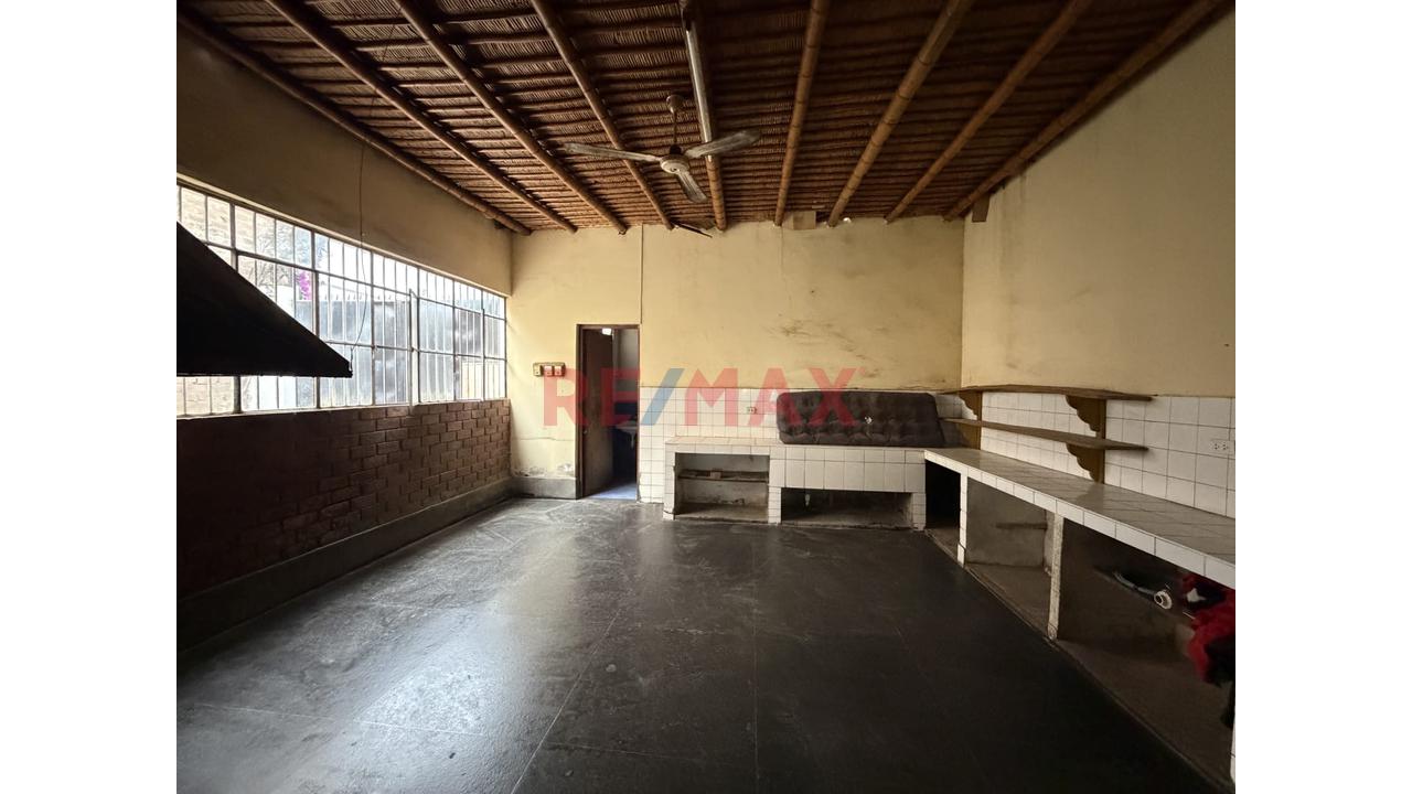 Alquiler Comercial Al Pie De La Panamericana Sur - 8