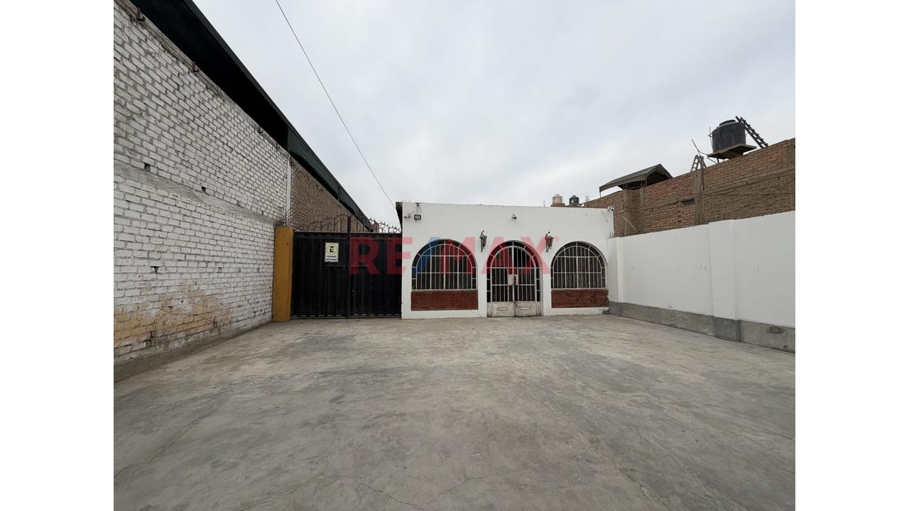 Alquiler Comercial Al Pie De La Panamericana Sur - 2