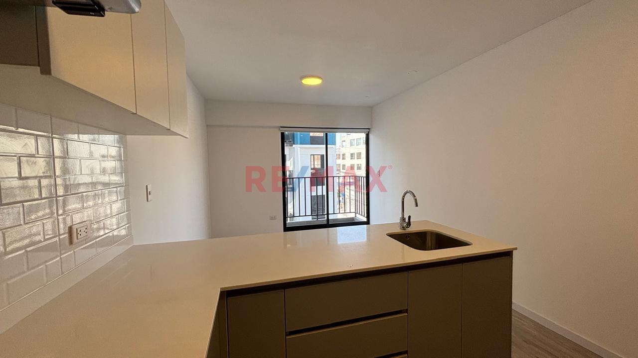 Departamento De Una Habitación De Estreno - En Alquiler — foto 12