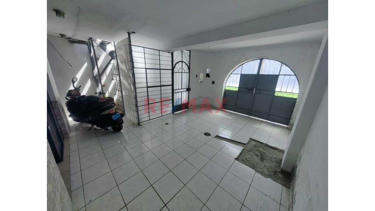 Casa De 2 Pisos En Venta En Parcona – 163 M² De Terreno — foto 14