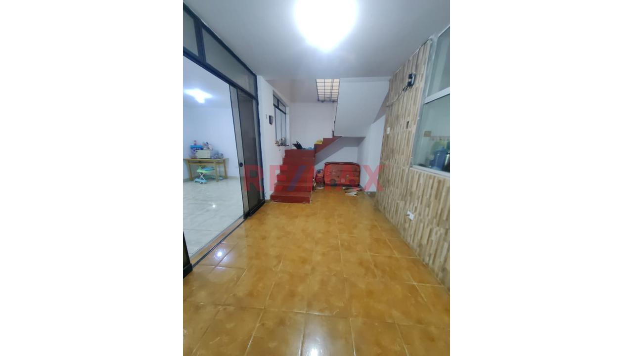 Casa De 2 Pisos En Venta En Parcona – 163 M² De Terreno — foto 6