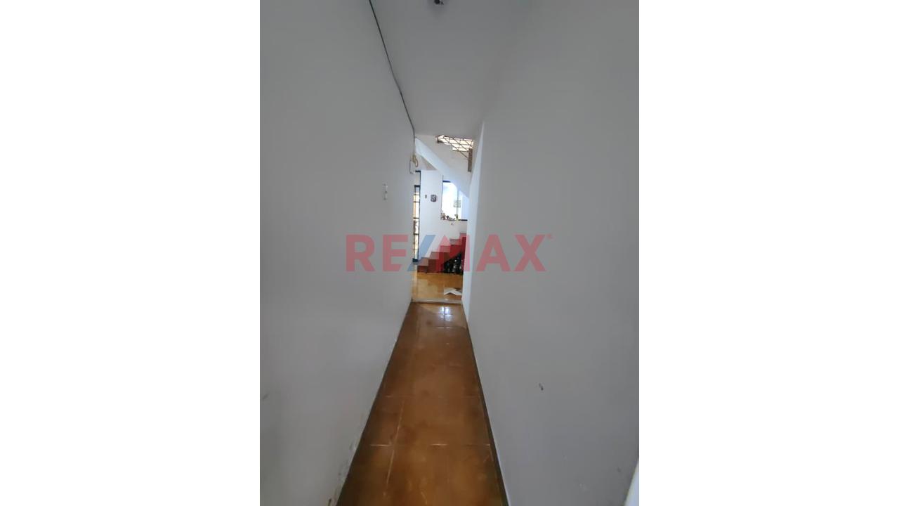 Casa De 2 Pisos En Venta En Parcona – 163 M² De Terreno — foto 8