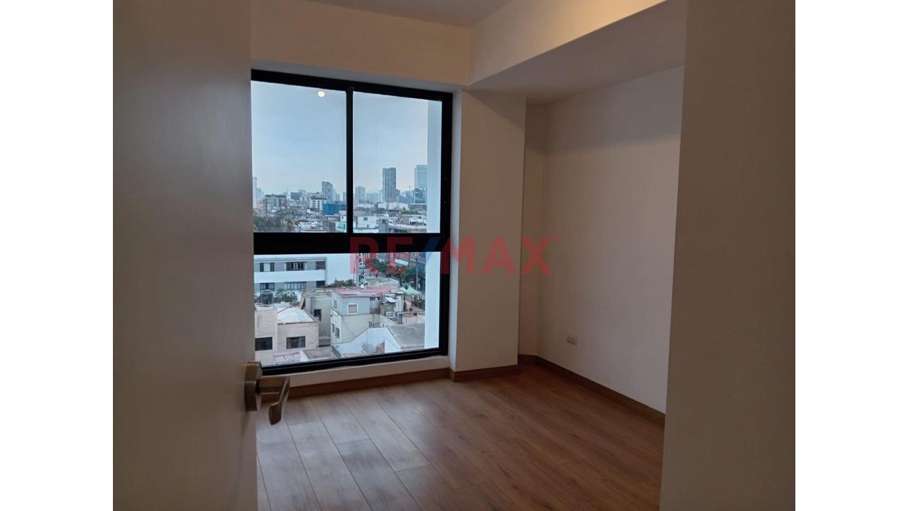 Alquiler Hermoso Departamento Duplex En San Isidro - 17