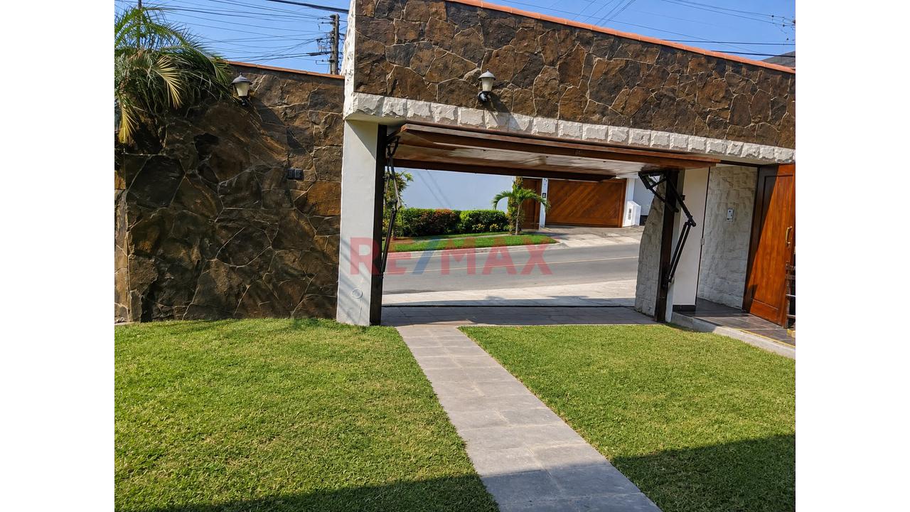 ¡Oferta! Casa En La Molina — foto 2