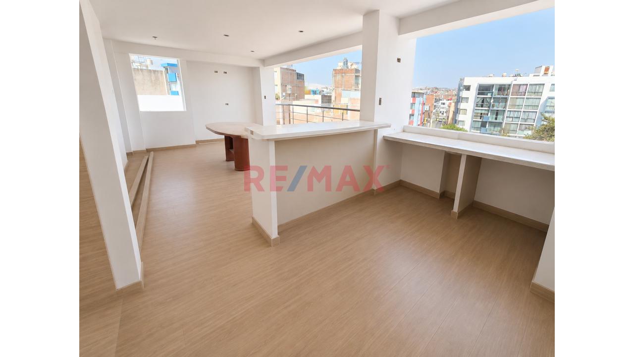 🏡✨ ¡Se Vende Departamento 4To Piso En Estreno En Jlbyr! — foto 4