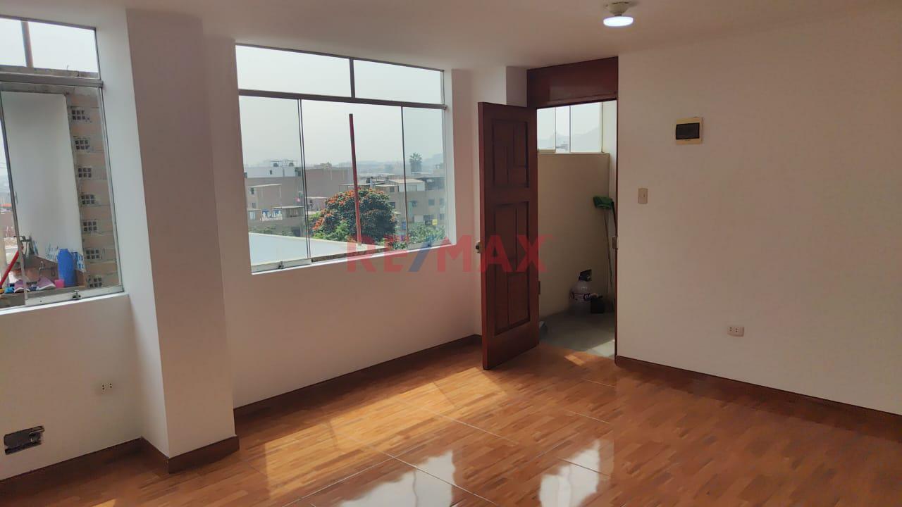 Venta De Minidepartamento En Manylsa, Ate — foto 5