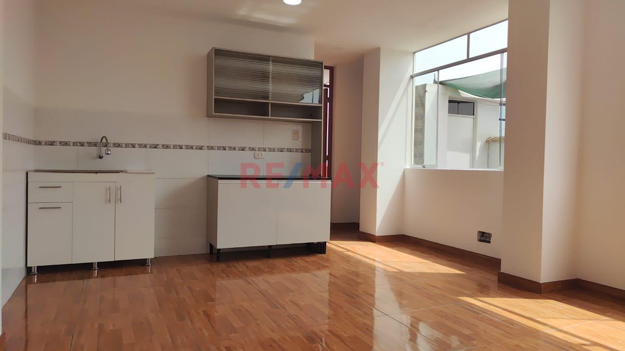 Venta De Minidepartamento En Manylsa, Ate