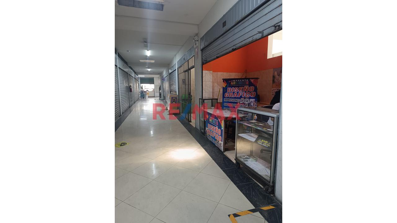 Vendo Puesto Comercial En Piso 2, C.C. Plaza Unicachi Av. Caqueta - S.M.P.
