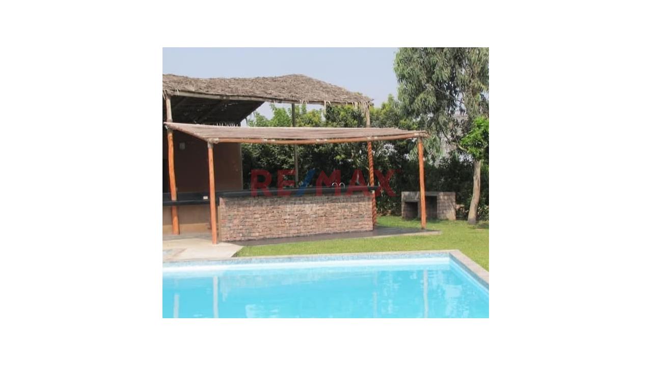 Se Vende Terreno En Muy Buena Ubicacion En El Condominio Los Damascos - 4