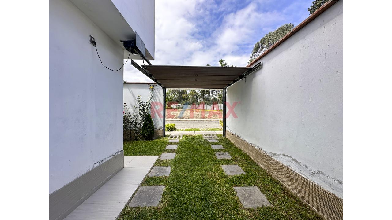 🏡 Alquiler De Espectacular Casa De Campo 3 Pisos Con Piscina, Jacuzzi Y Amplia Terraza - 4