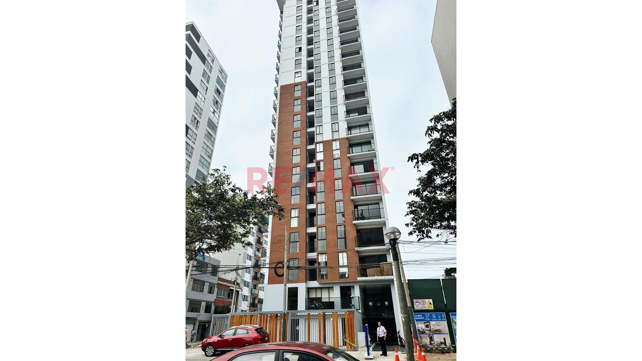 Alquiler-Dpto-59 M2-2-Dorm-Av Los Patriotas — foto 12