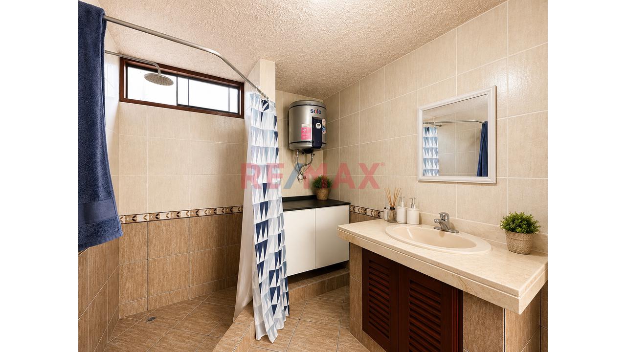 Venta De Singular Departamento Frente A Parque - En Bellavista  – Callao — foto 6