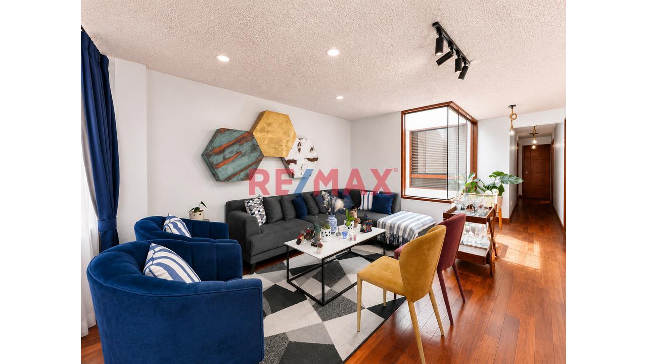 Venta De Singular Departamento Frente A Parque - En Bellavista  – Callao