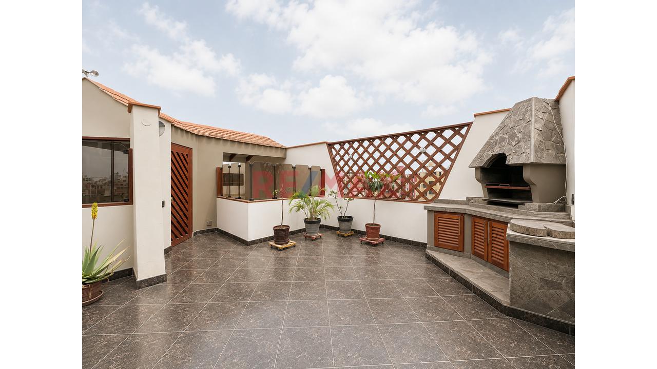Venta De Amplia Azotea Con Potencial De Inversión – En Bellavista, Callao - 8