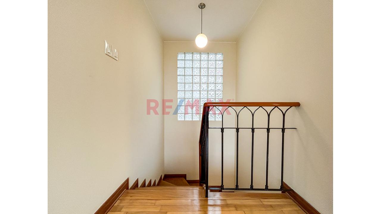 Oportunidad Duplex + Estacionamiento Remodelado La Molina - 9