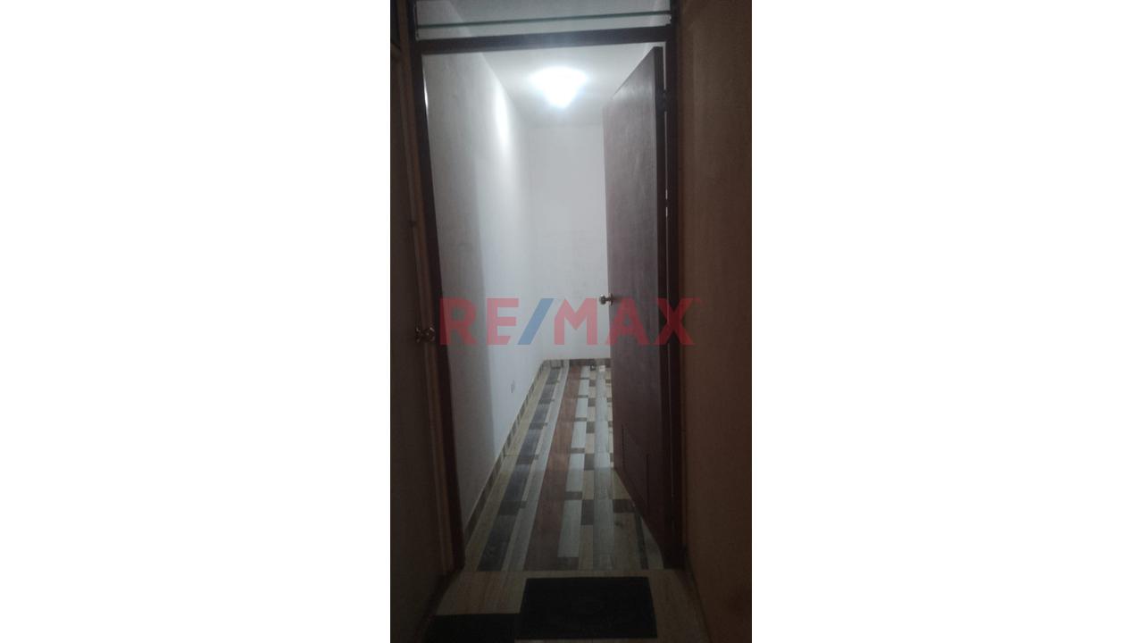 Se Vende Casa De  3 Pisos En San Antonio De Carabayllo — foto 12