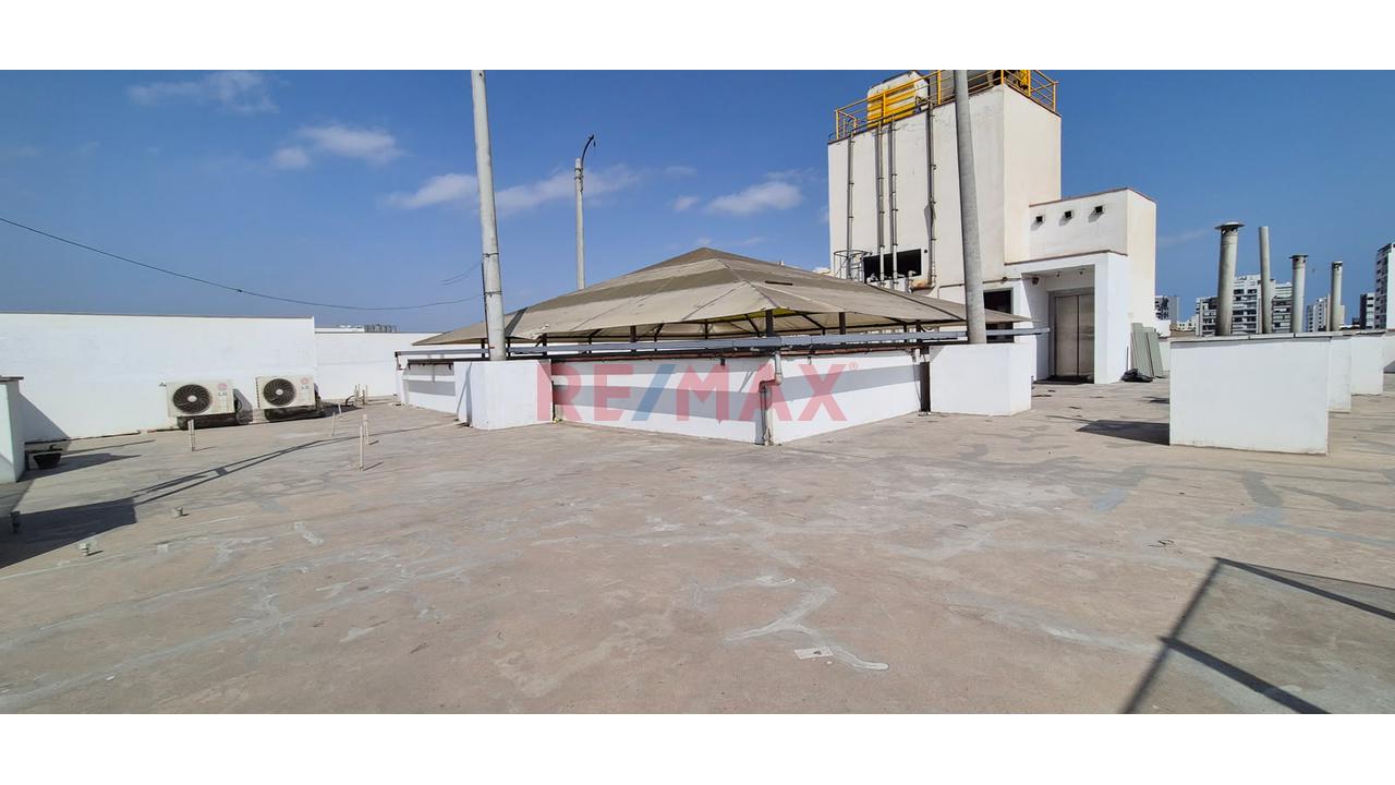 Rooftop En Alquiler En Miraflores | 410 M² Para Desarrollar Tu Proyecto - 12