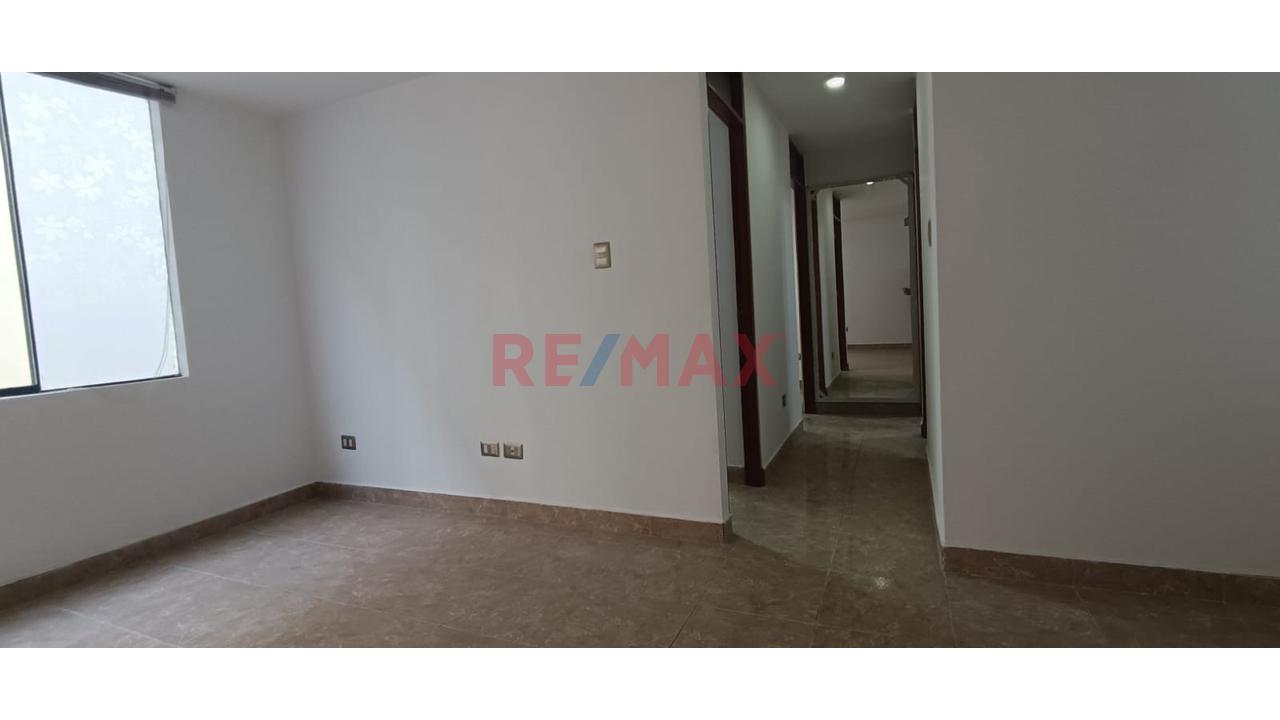 Venta De Departamento En Campoy San Juan De Lurigancho — foto 10