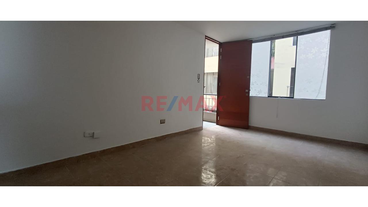 Venta De Departamento En Campoy San Juan De Lurigancho — foto 2
