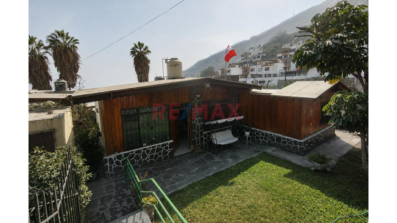 Casa En Venta En Urb. El Cuadro, Chaclacayo | 365 M² | Esquina Con 2 Frentes | Amplia Y Luminosa - 3