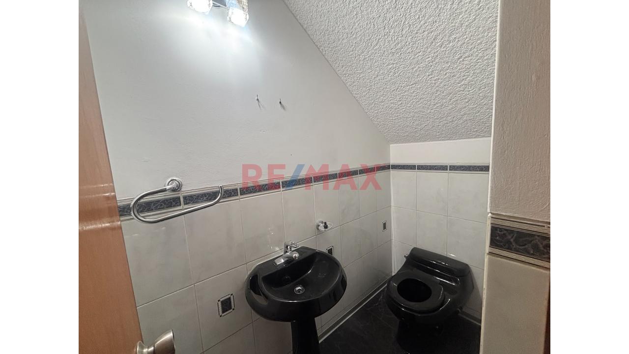 🏡 Alquilo Casa De 3 Pisos – Zona Residencial  José Luis Bustamante Y Rivero — foto 3