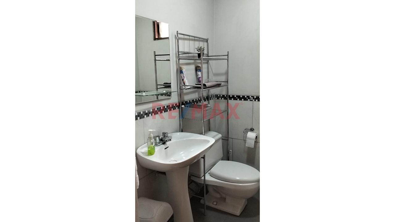 Venta De Departamento Tipo Casa En Los Olivos — foto 10