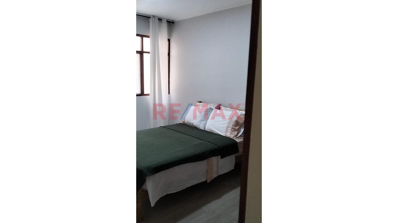Venta De Departamento Tipo Casa En Los Olivos — foto 4