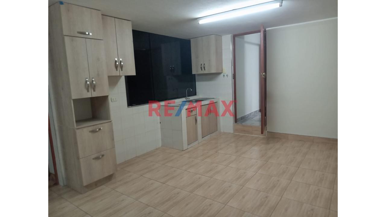 Minidepartamento En Alquiler | Vista Privilegiada De Arequipa - 1