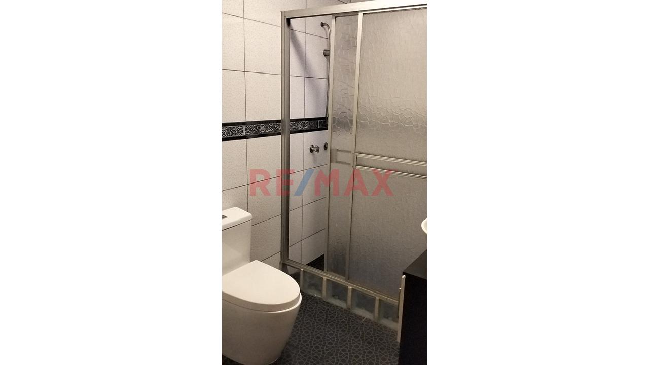 Venta De Hermoso Y Amplio Departamento En Los Olivos — foto 4