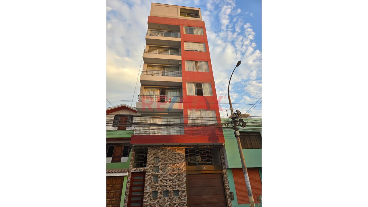 Se Vende Moderno Duplex En Los Olivos + Cochera+Deposito