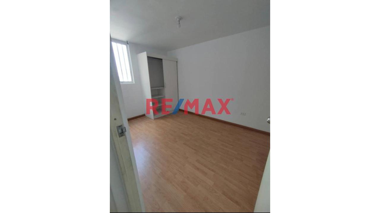 Se Alquila Departamento En Condominio Praderas En Comas - 1