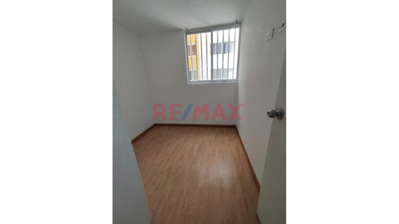 Se Alquila Departamento En Condominio Praderas En Comas - 12