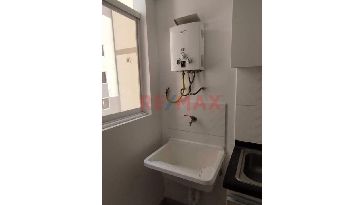 Se Alquila Departamento En Condominio Praderas En Comas - 7